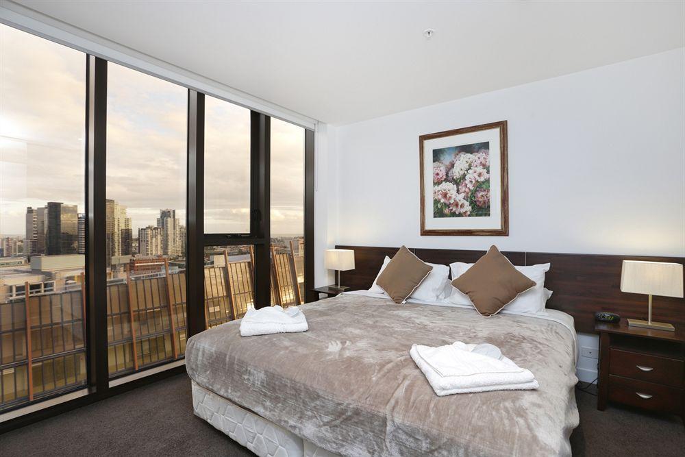 Aura On Flinders Serviced Aparthotel Melbourne